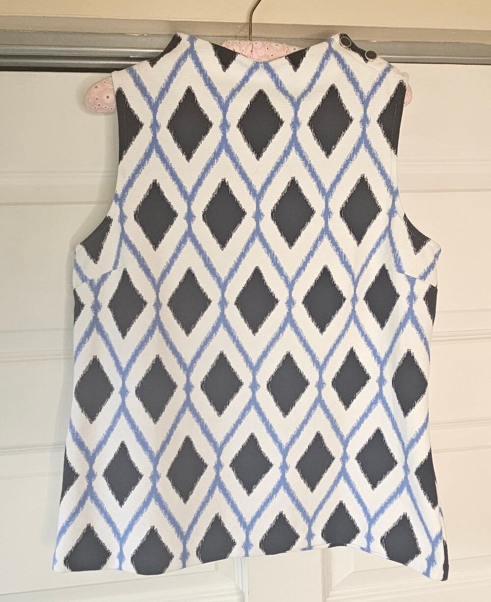 Talbots High Neck Button Shoulder Diamond Print Shell Top - Medium